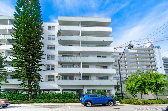 Building Photo - 1200 14th St