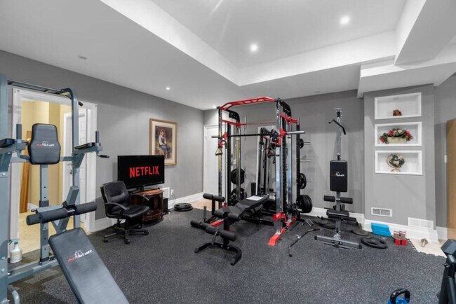 Photo du bâtiment - 680 Browns Line