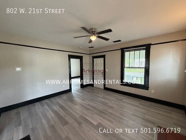 Foto del edificio - 802 W 21st St