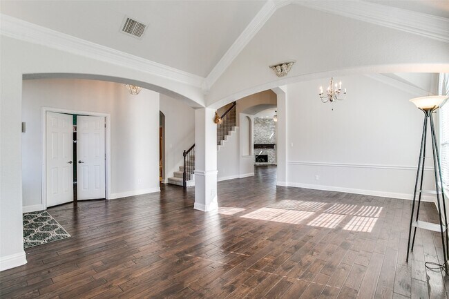 Foto del edificio - 6004 Grand Meadow Ln