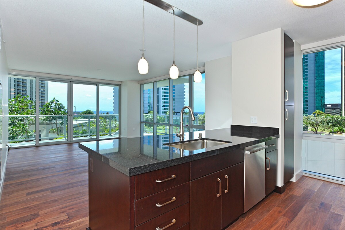Foto principal - Luxury Living!! WELCOME TO WAIHONUA!!