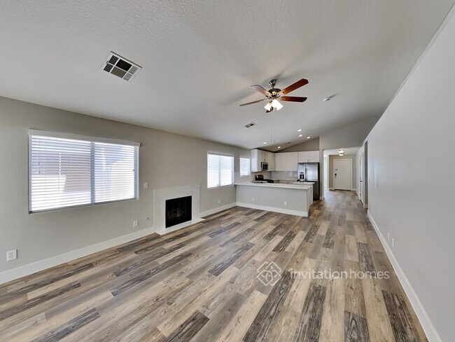 Foto del edificio - 7208 Grand Palace Ave