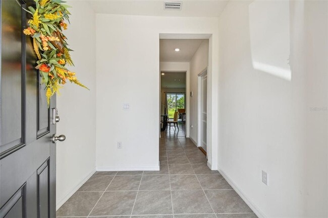 Building Photo - 33042 Major Oak Dr