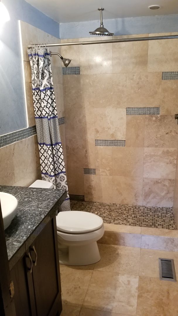 Foto del edificio - Great Location Quiet Living FREE DECEMBER ...