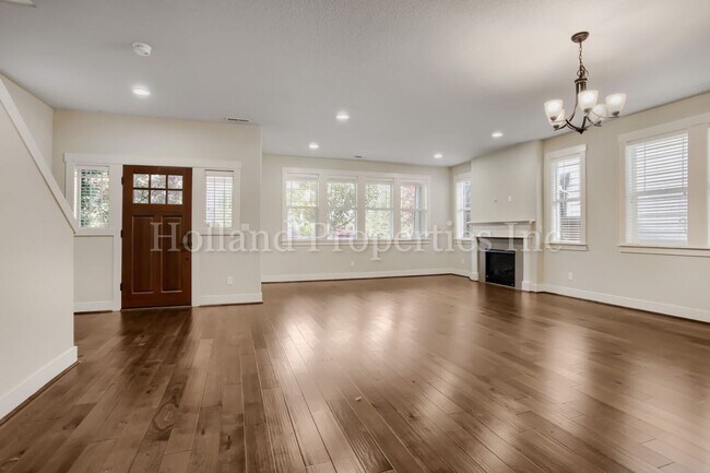 Foto del edificio - Beautiful North Bethany Home with Resort-Style Amenities & Walkable Location!