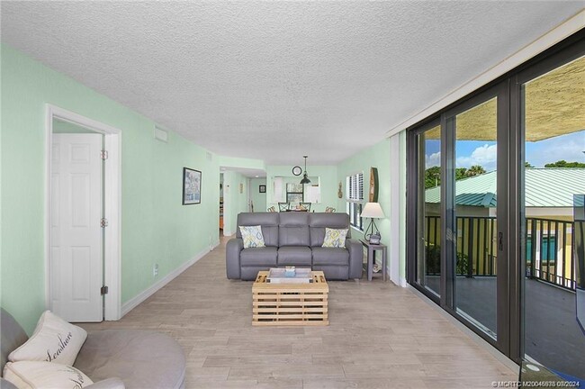 Foto del edificio - 7380 S Ocean Dr