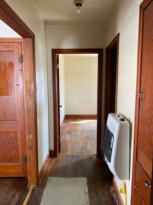 Building Photo - 1117 N 32nd St