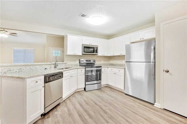 Building Photo - 3523 Clare Cottage Cove SW