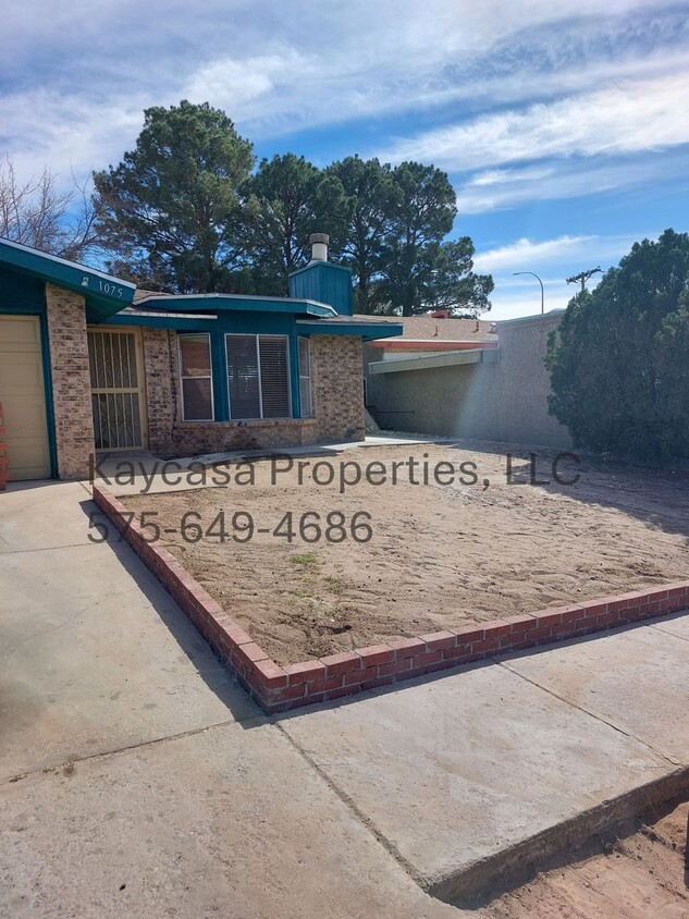 Primary Photo - Coming Soon-Updated 3 Bedroom Centrally Lo...