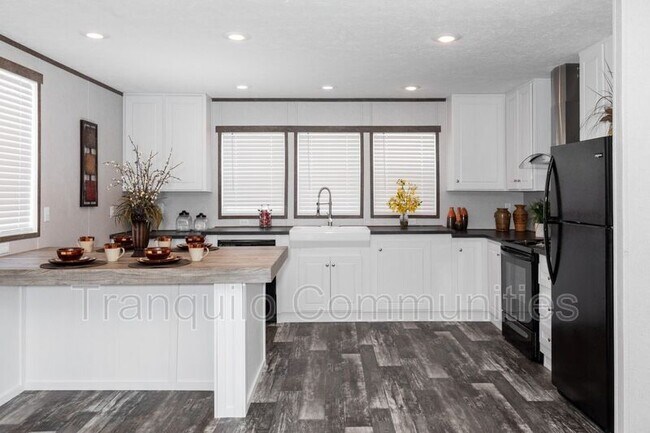 Foto del edificio - 225 Caroline Ln