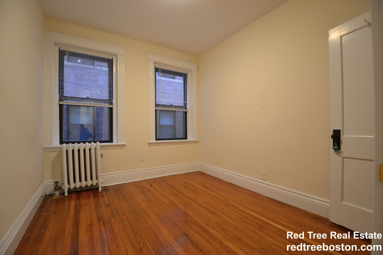 Foto principal - 27 Park Dr