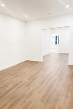 Building Photo - 42 NEW St