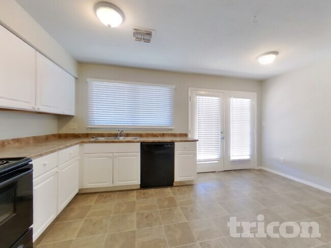 Building Photo - 1349 W Morrow Dr