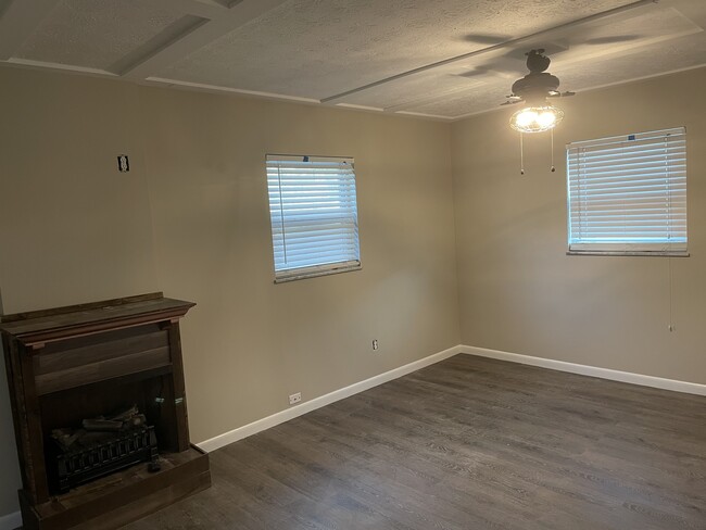 Master bedroom with fireplace - 35 Nesmith Ave