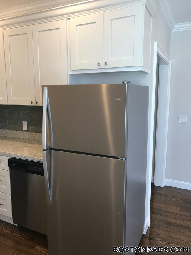 Foto del edificio - 19 Perrin St