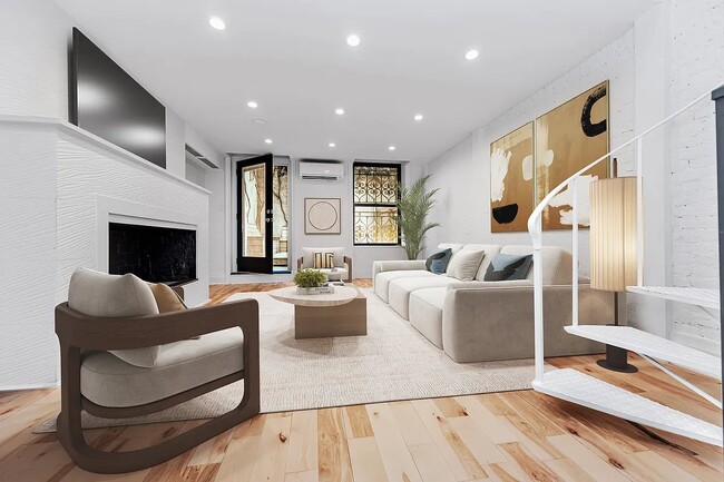 Foto del edificio - 404 W 22nd St