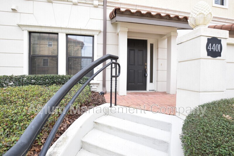 Foto principal - 4401 Messina Dr