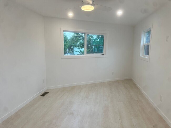 Foto del edificio - 1015 47th St