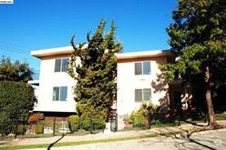 Building Photo - 3701 Park Blvd