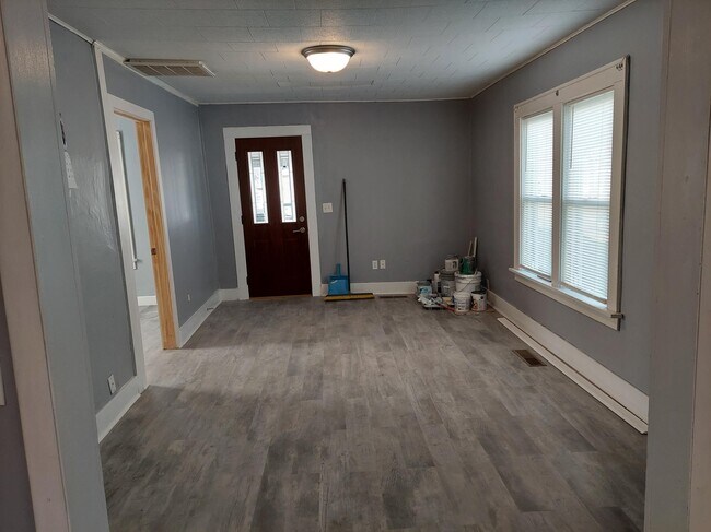 Living room - 209 E Wilson St