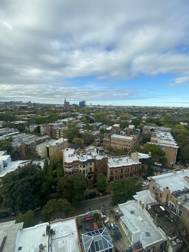 Foto del edificio - 1850 N Clark St