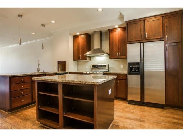 Foto del edificio - 6308 Purcell Ct