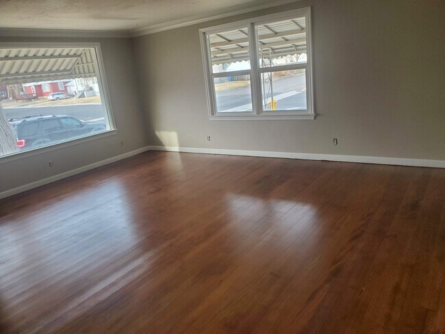 Sala de estar - 353 Lawton St