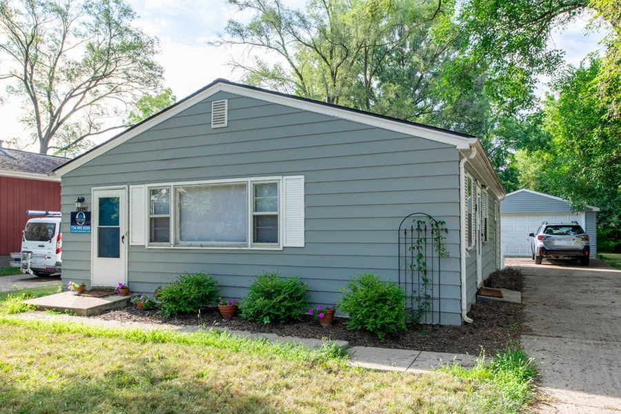 Primary Photo - 1354 Rosewood-1354RO