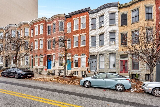 Foto del edificio - 212 E Chase St