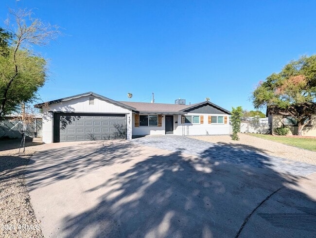 Foto del edificio - 121 N Flint Cir