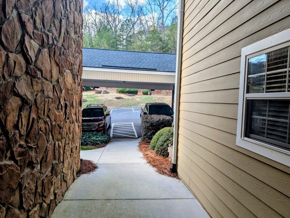 Foto principal - 94 Glen Eagle Ct