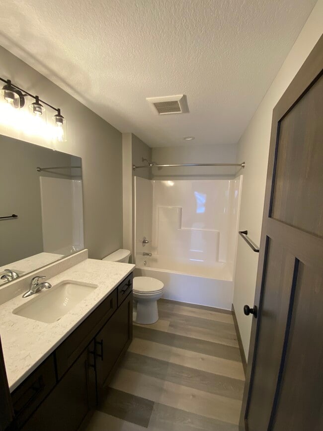 Building Photo - 800 Texas Ave NW