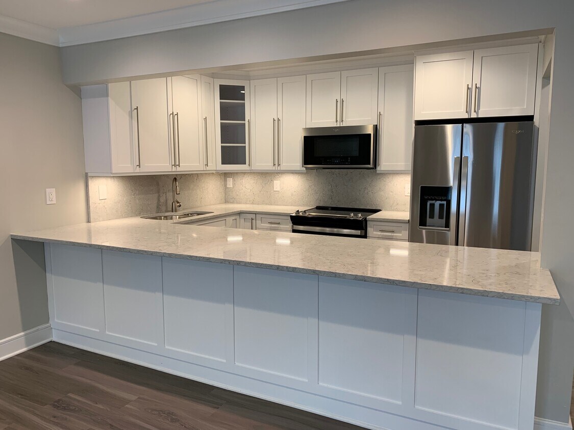 Fairfield Manor at Nesconset Apartments in Smithtown, NY