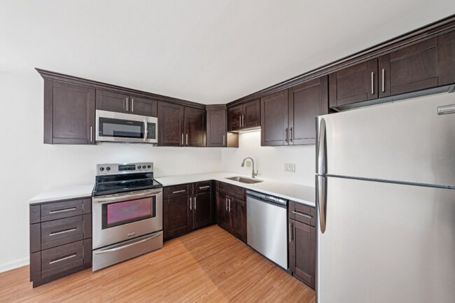 Building Photo - 110 Losson Rd