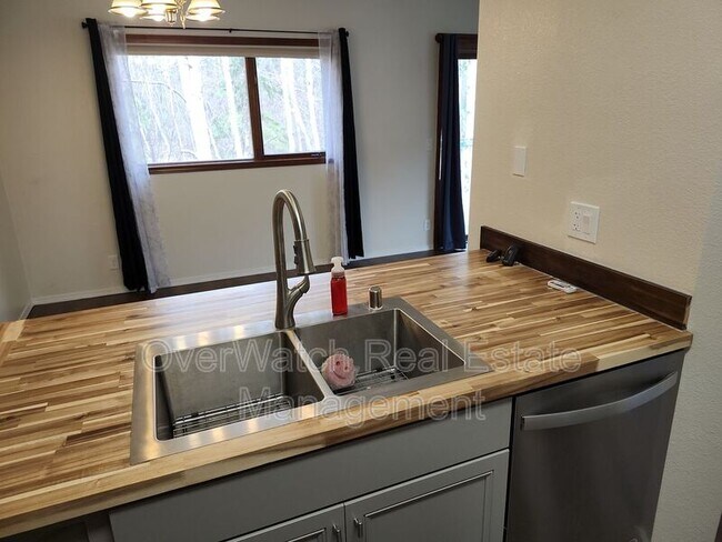 Building Photo - 7641 Delridge Cir