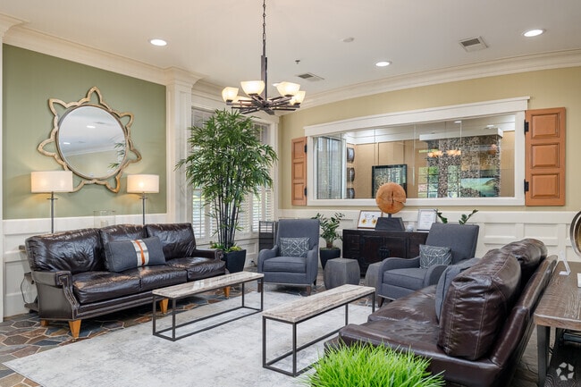 Oficina de arrendamiento - Gables Century Center