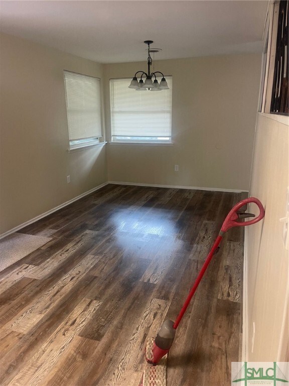 Foto del edificio - 8519 Cresthill Ave