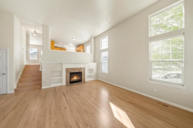 Building Photo - 3258 Journeay Ct