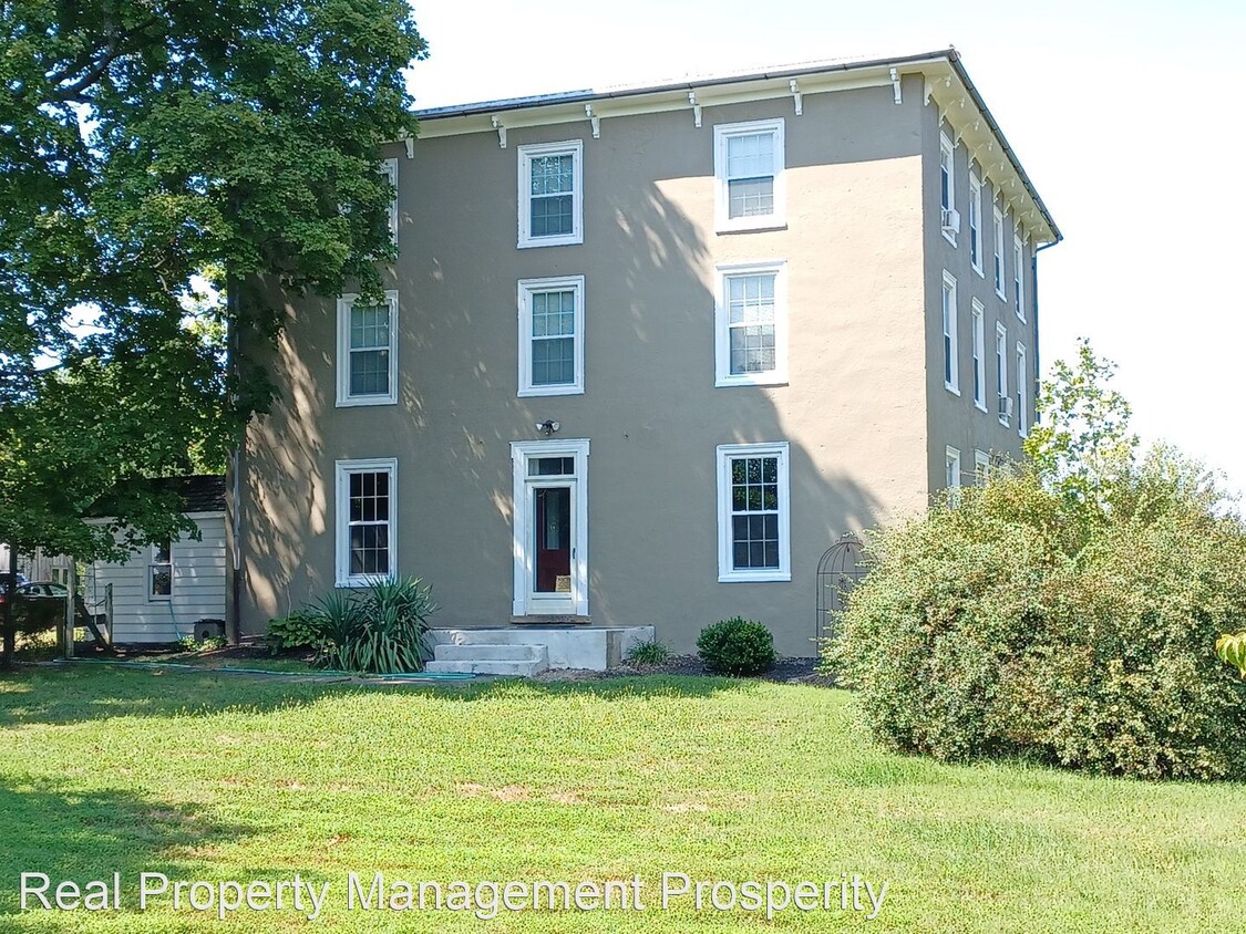 Primary Photo - 5 br, 2.5 bath House - 3936 Smith Rd