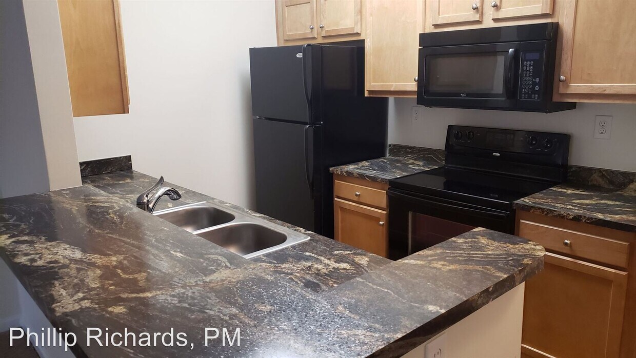 Primary Photo - 2320 Grinstead Dr