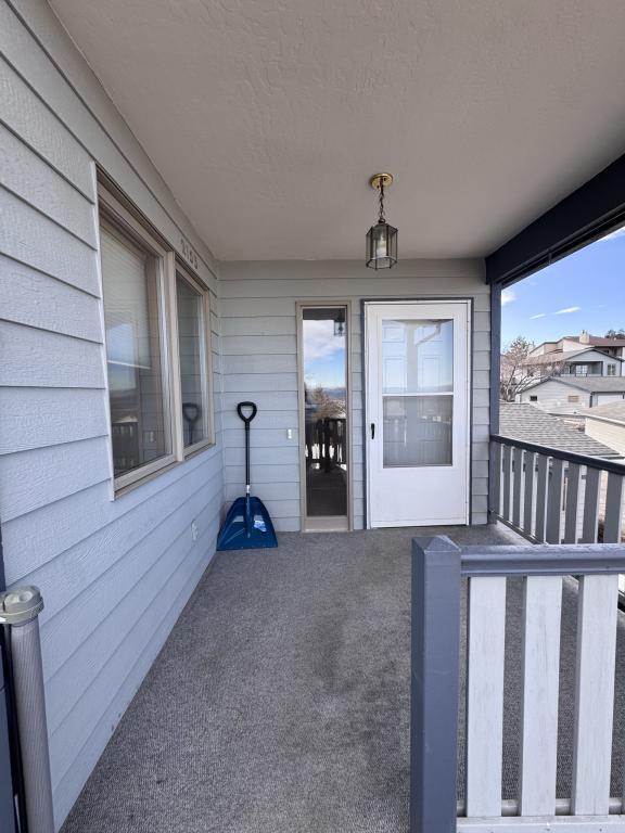 Building Photo - 2153 Alpine Dr