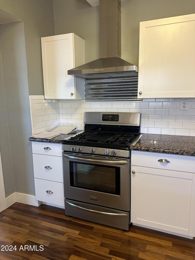 Foto del edificio - 1426 E Sheridan St