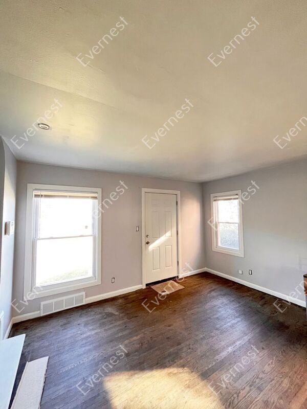 Foto del edificio - 16834 Fairfield St