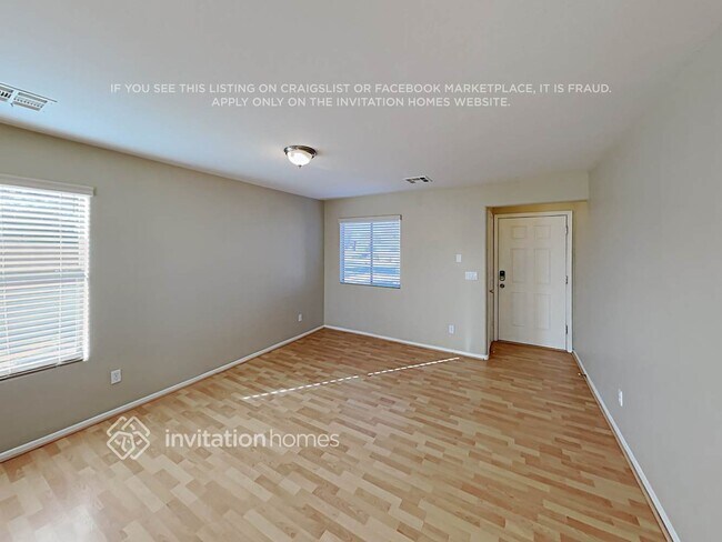 Foto del edificio - 4159 E Rousay Dr