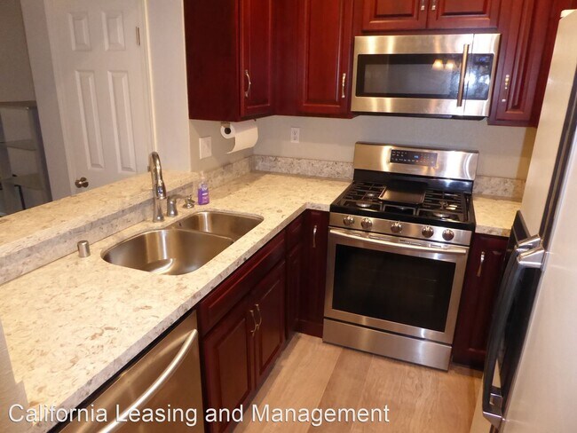 Building Photo - 24113 Del Monte Dr.