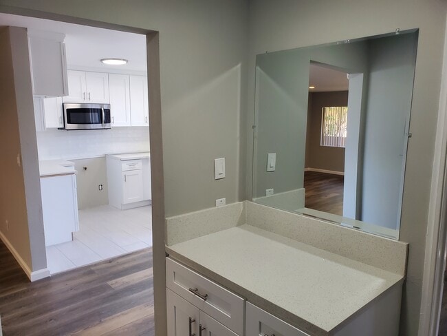 Building Photo - Corral Vista LLC