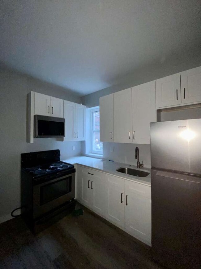 Building Photo - 60 Yonkers Ave