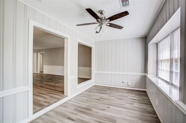 Building Photo - 4137 Woodfin St