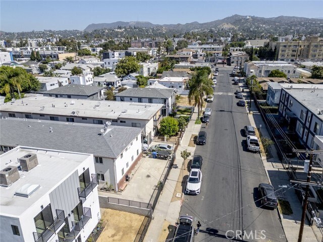 Building Photo - 1217 N Kingsley Dr