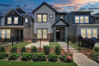 Building Photo - 5300 Berkeley Knl Cir